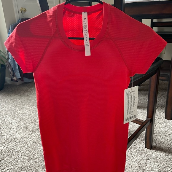 lululemon athletica Tops - Lululemon Swiftly Tech Short Sleeve Shirt 2.0 Love Red Size 4 NWT